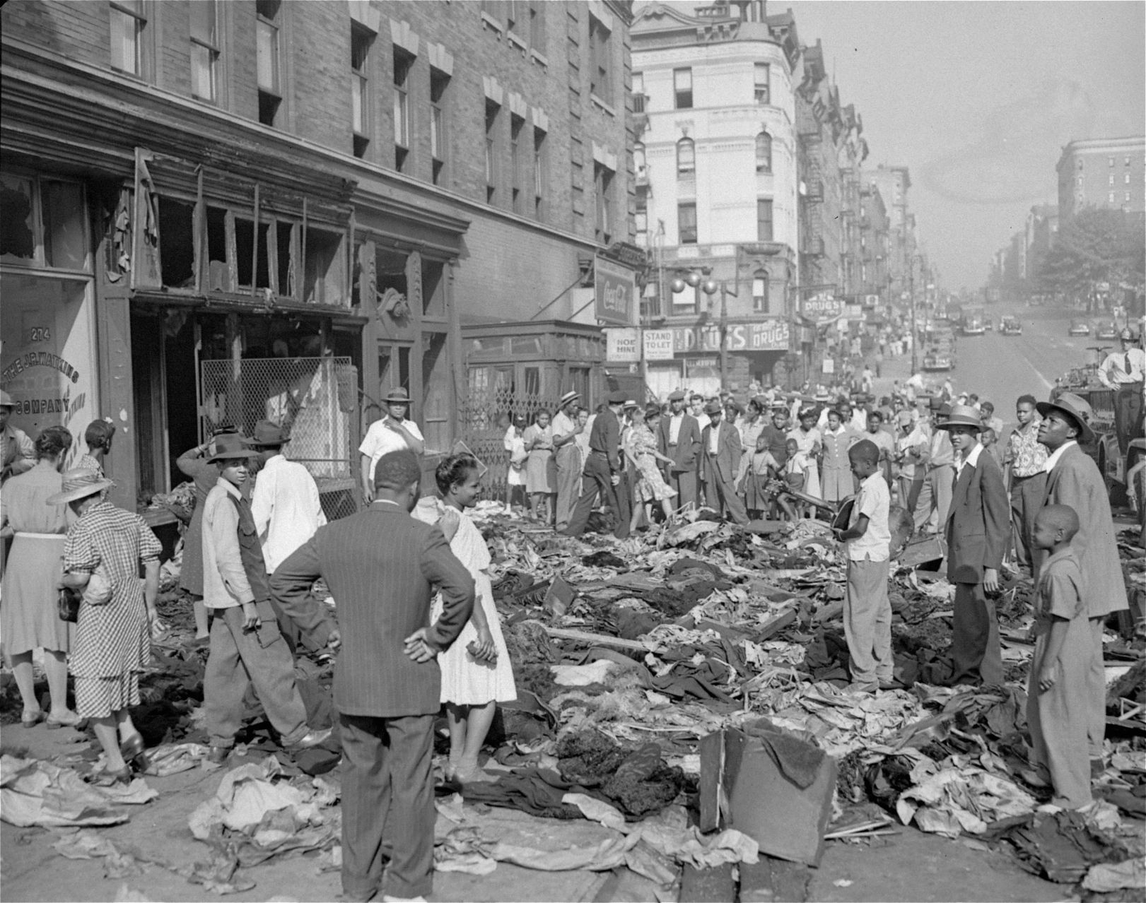 1943: Harlem riots
